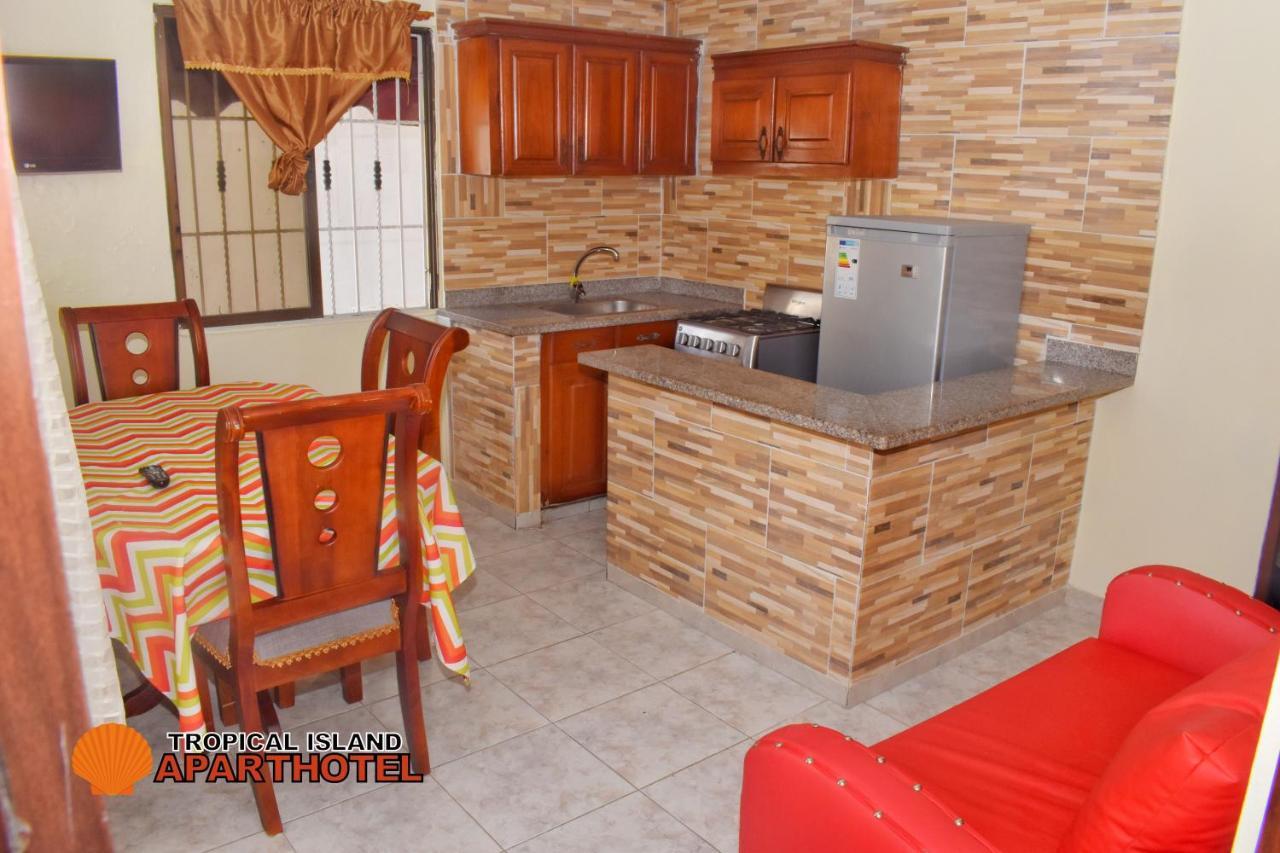 Tropical Island Apartahotel Ла-Вива Экстерьер фото